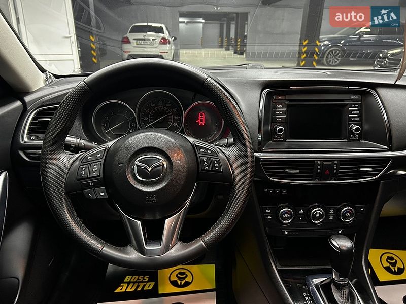 Седан Mazda 6 2014 в Черновцах