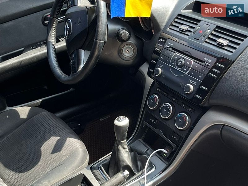 Универсал Mazda 6 2010 в Киеве