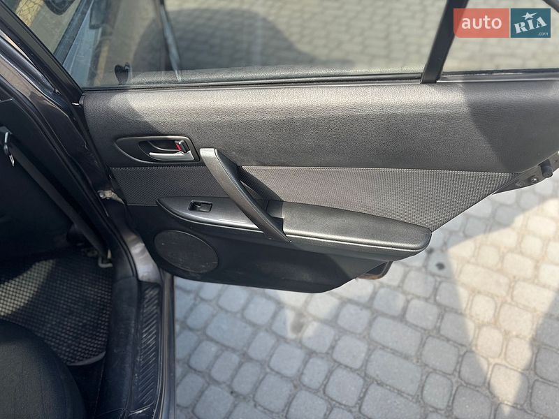 Седан Mazda 6 2006 в Львове