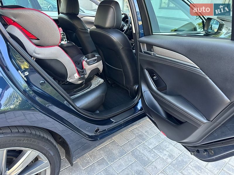 Седан Mazda 6 2018 в Черкассах