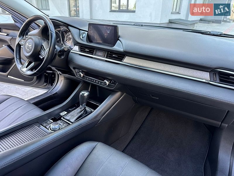 Седан Mazda 6 2018 в Черкассах