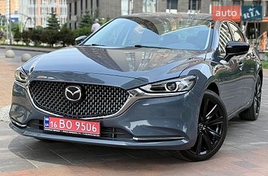 Mazda 6  2020