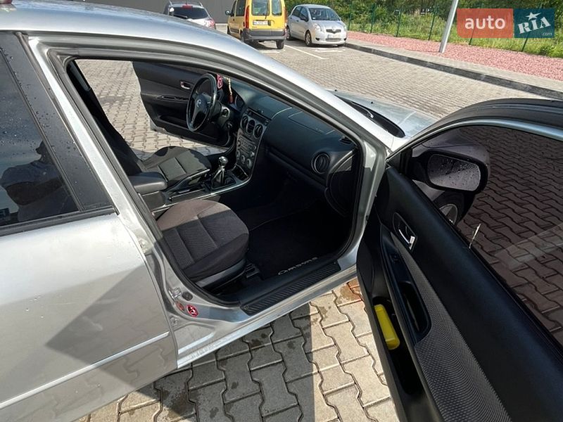 Седан Mazda 6 2004 в Стрые