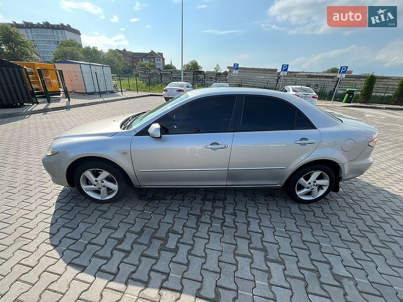 Седан Mazda 6 2004 в Стрые