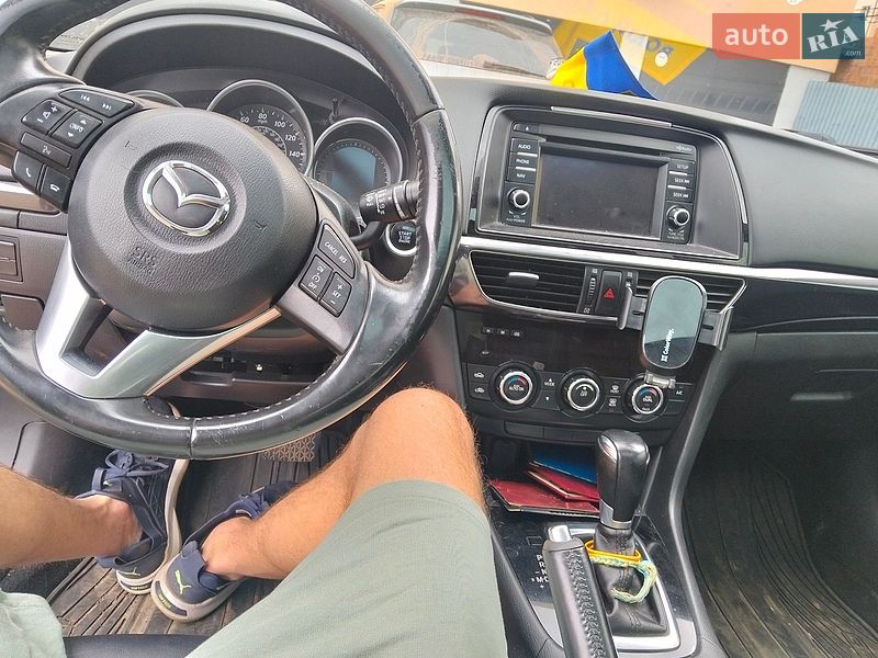 Седан Mazda 6 2014 в Жовкві