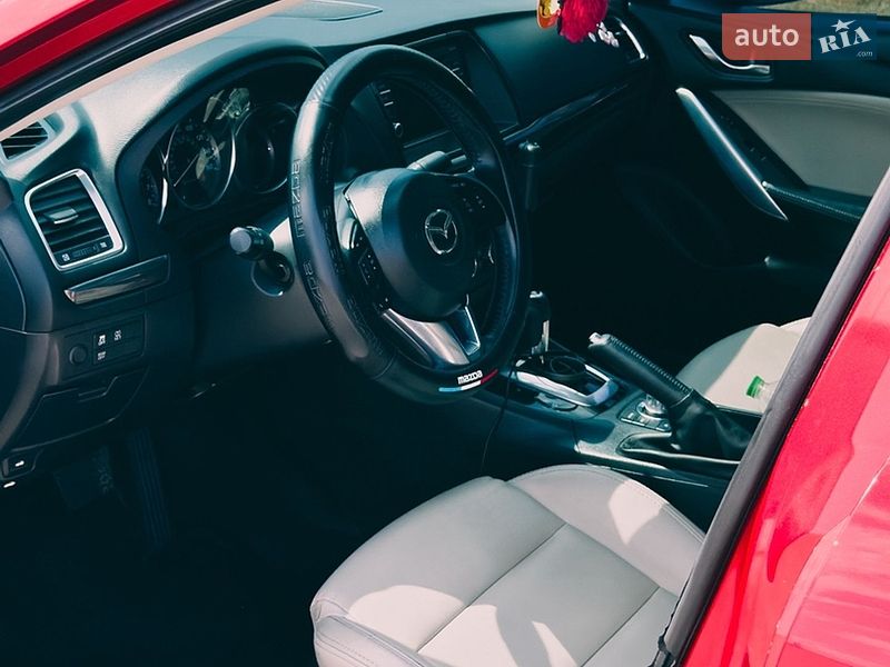 Седан Mazda 6 2014 в Запорожье