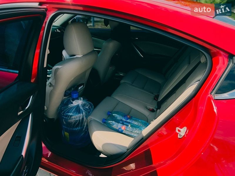 Седан Mazda 6 2014 в Запорожье