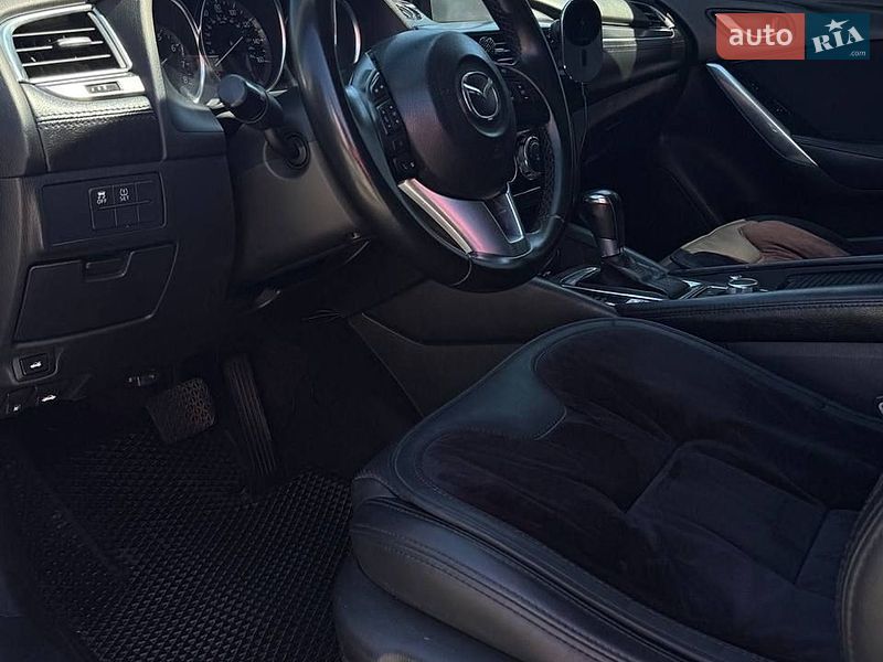 Седан Mazda 6 2015 в Львове