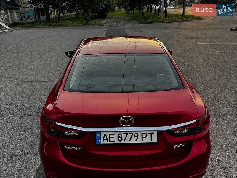 Седан Mazda 6 2015 в Днепре