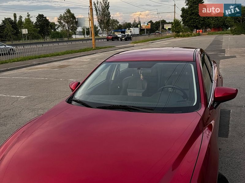 Седан Mazda 6 2015 в Днепре