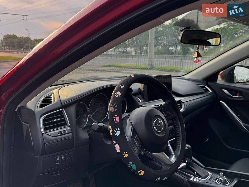 Седан Mazda 6 2015 в Днепре