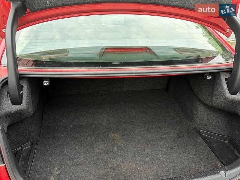 Седан Mazda 6 2015 в Днепре