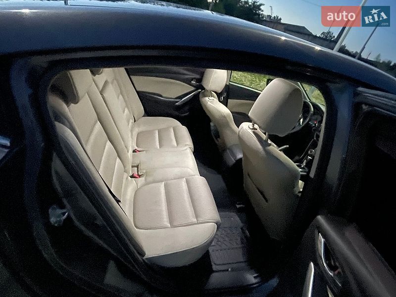 Седан Mazda 6 2013 в Львові