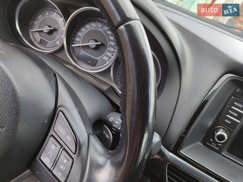 Седан Mazda 6 2014 в Луцьку