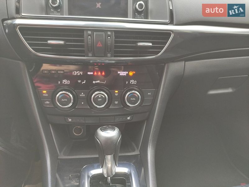 Седан Mazda 6 2014 в Луцьку