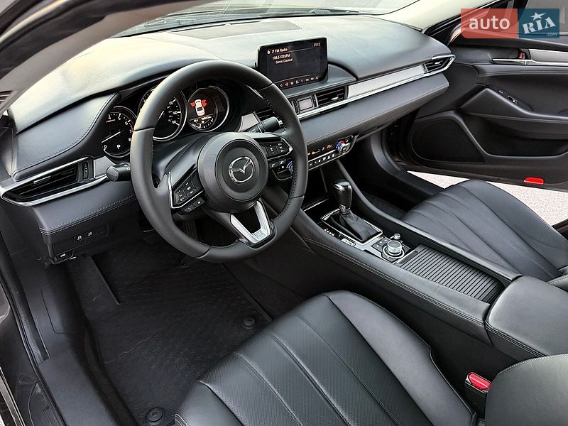 Седан Mazda 6 2018 в Киеве