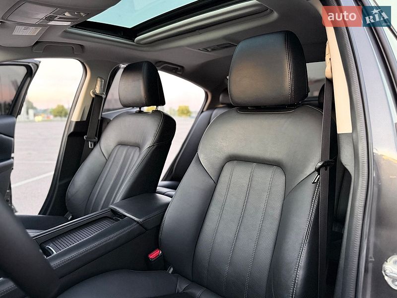 Седан Mazda 6 2018 в Киеве