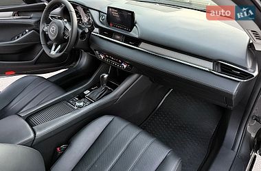 Седан Mazda 6 2018 в Киеве