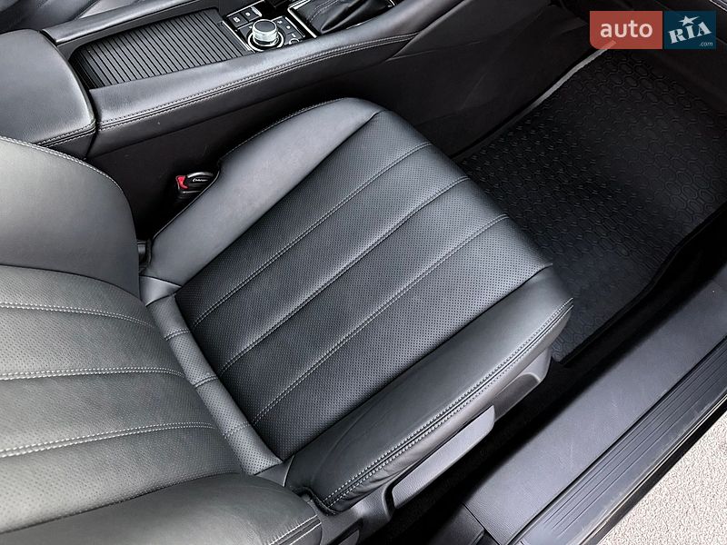 Седан Mazda 6 2018 в Киеве