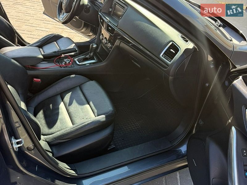 Седан Mazda 6 2014 в Полтаве