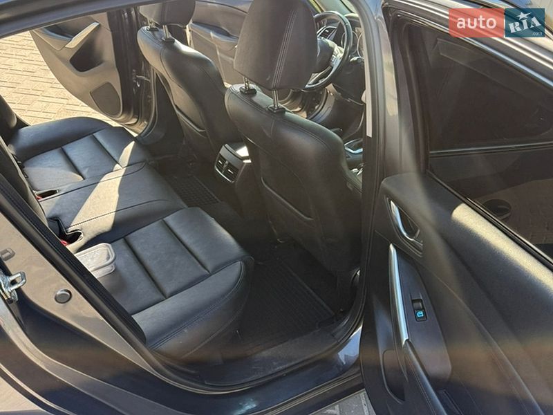 Седан Mazda 6 2014 в Полтаве