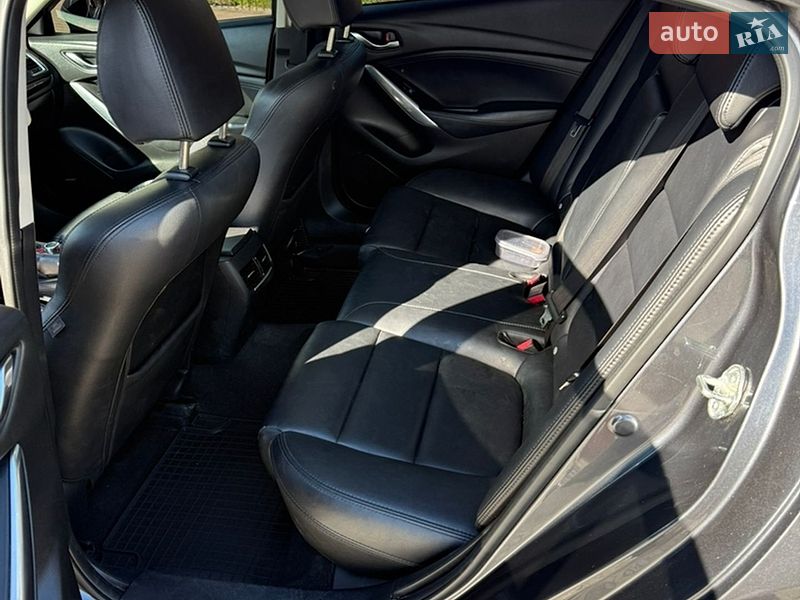 Седан Mazda 6 2014 в Полтаве