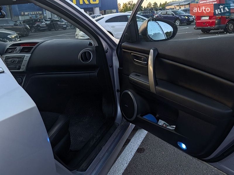 Седан Mazda 6 2008 в Городке