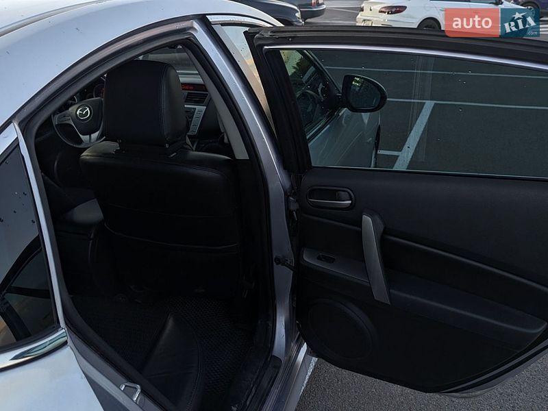 Седан Mazda 6 2008 в Городке