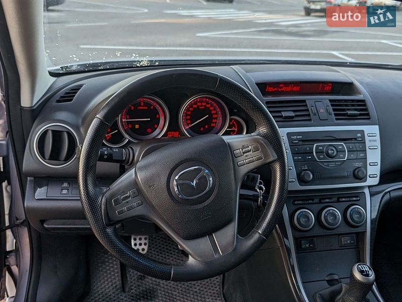 Седан Mazda 6 2008 в Городке