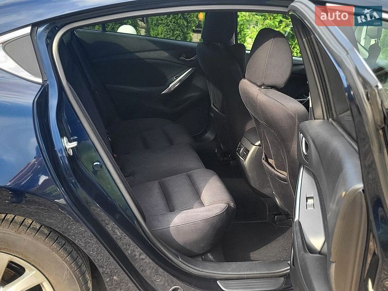Седан Mazda 6 2016 в Старом Самборе