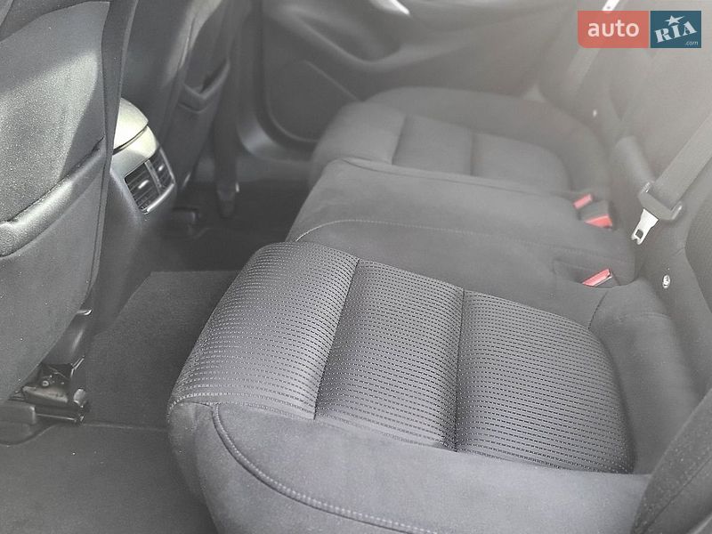 Седан Mazda 6 2016 в Старом Самборе