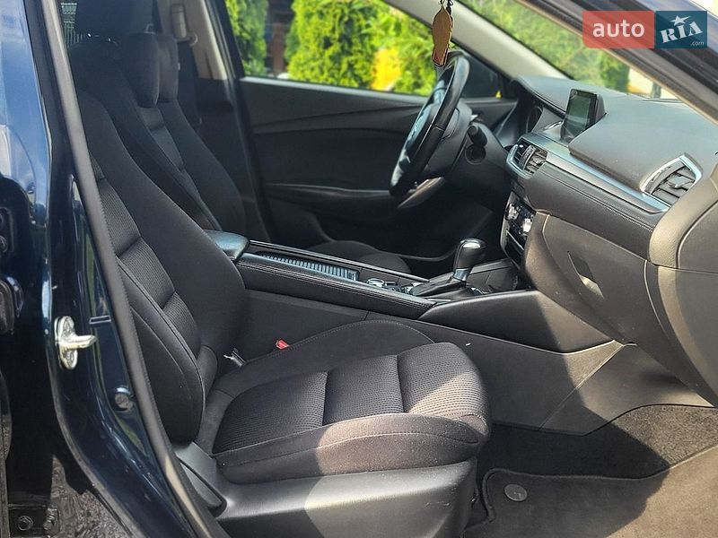 Седан Mazda 6 2016 в Старом Самборе