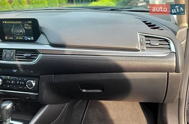 Седан Mazda 6 2016 в Старом Самборе