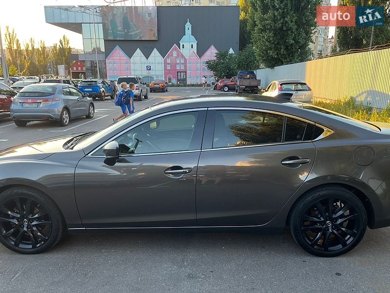 Седан Mazda 6 2017 в Киеве