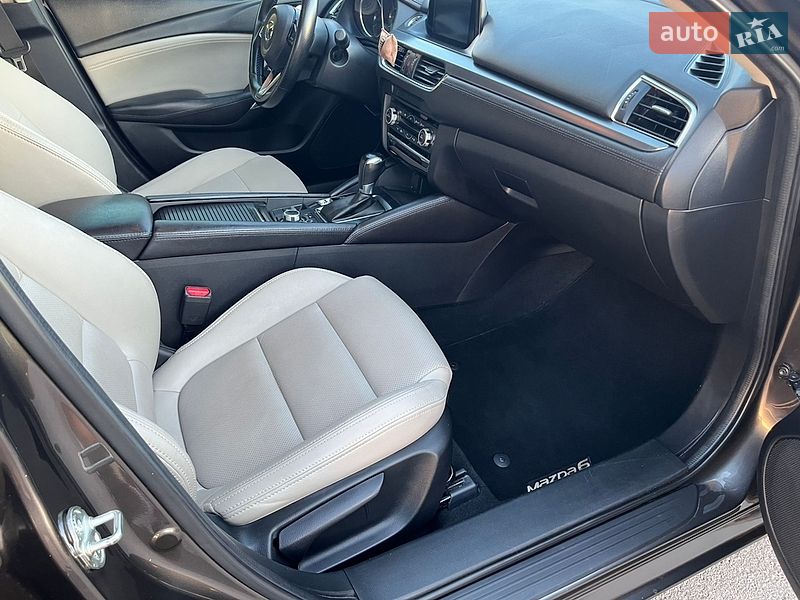 Седан Mazda 6 2017 в Киеве