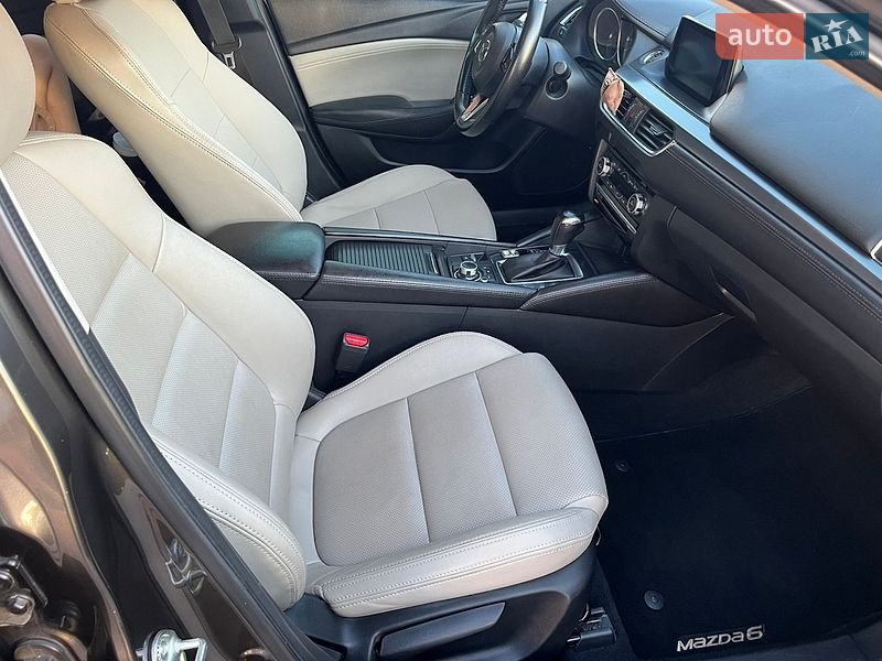 Седан Mazda 6 2017 в Киеве