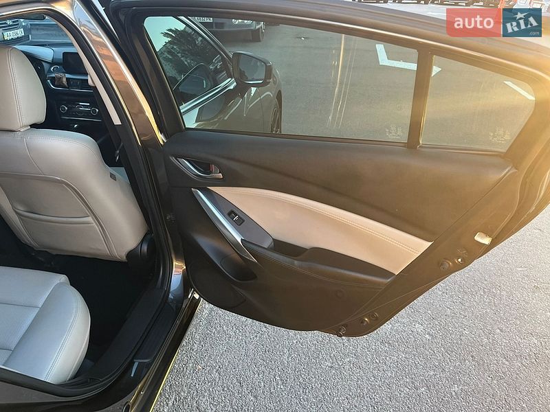Седан Mazda 6 2017 в Киеве