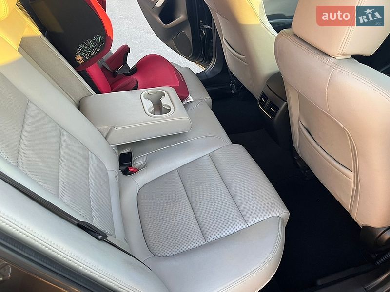 Седан Mazda 6 2017 в Киеве
