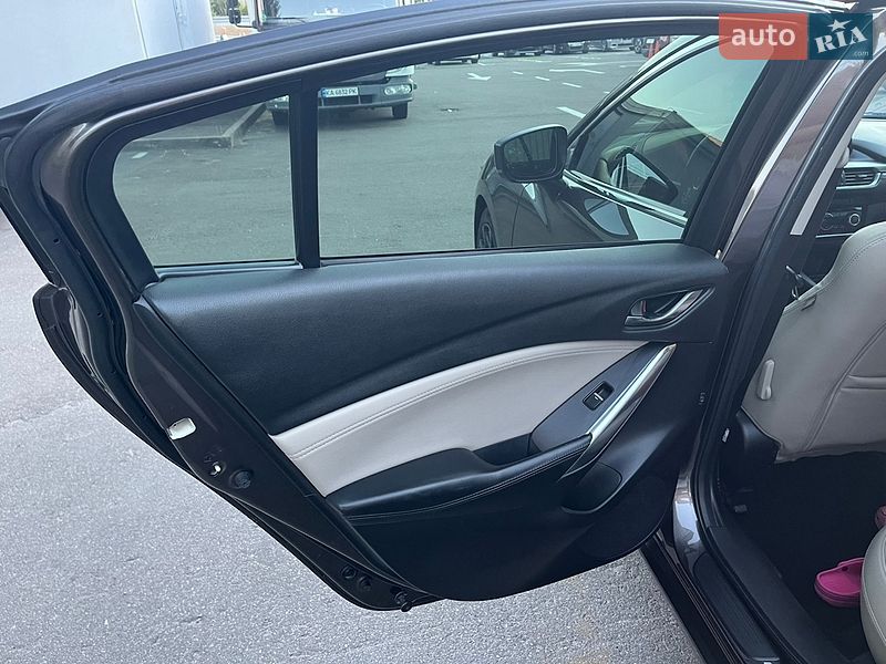 Седан Mazda 6 2017 в Киеве