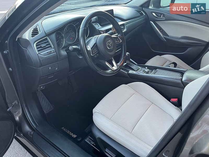 Седан Mazda 6 2017 в Киеве