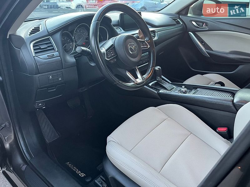 Седан Mazda 6 2017 в Киеве
