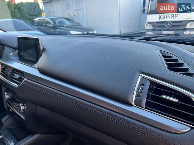 Седан Mazda 6 2017 в Киеве