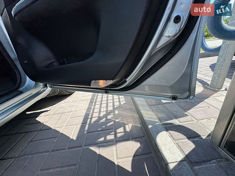 Лифтбек Mazda 6 2007 в Днепре