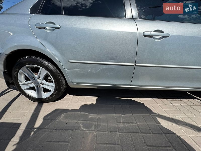 Лифтбек Mazda 6 2007 в Днепре