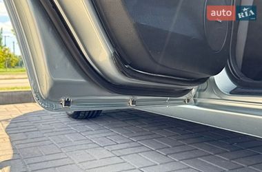 Лифтбек Mazda 6 2007 в Днепре