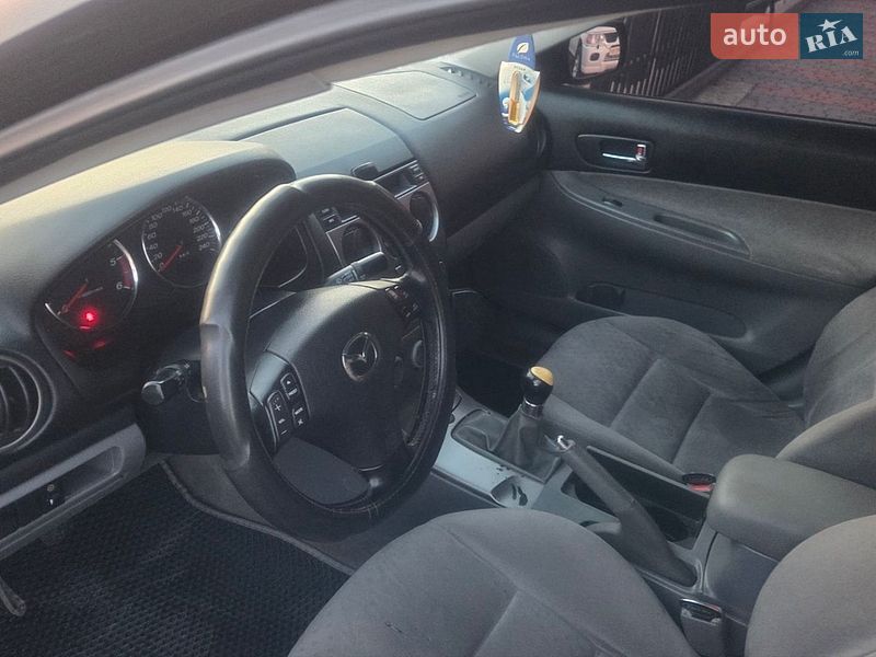 Седан Mazda 6 2002 в Тячеві