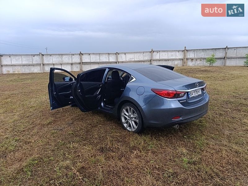 Седан Mazda 6 2015 в Компаніївці
