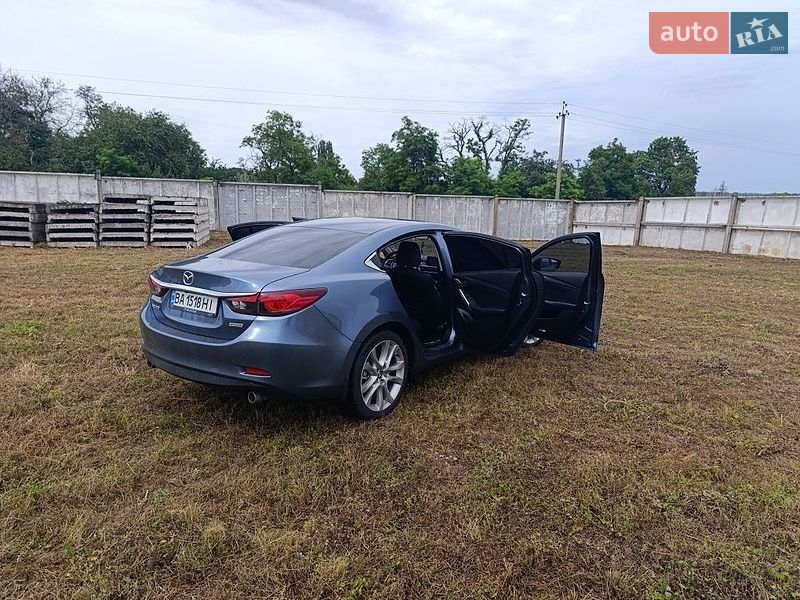 Седан Mazda 6 2015 в Компаніївці