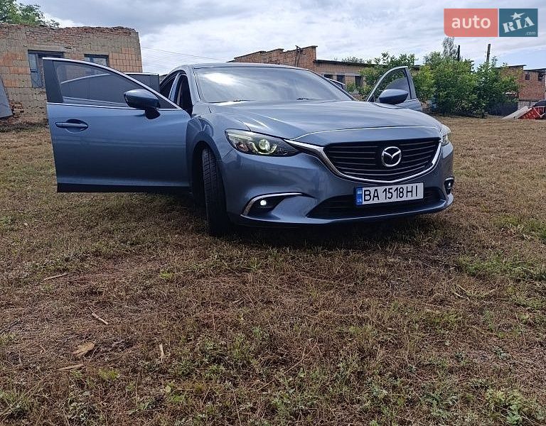 Седан Mazda 6 2015 в Компаніївці