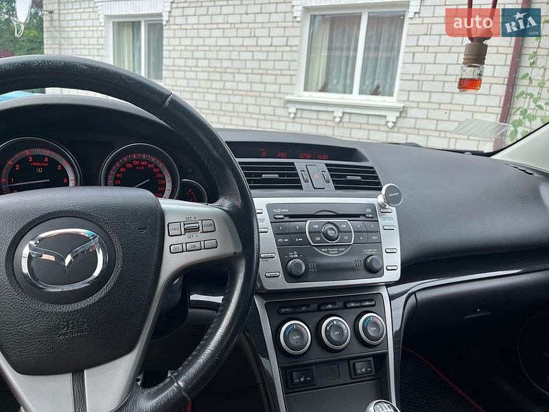 Седан Mazda 6 2009 в Миронівці